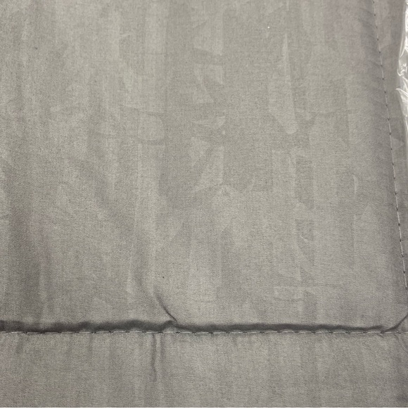 Bedding Outlet Gray All Season Bed in a Bag Luxury Full / Queen 8 Piece. NIB - Picture 8 of 10